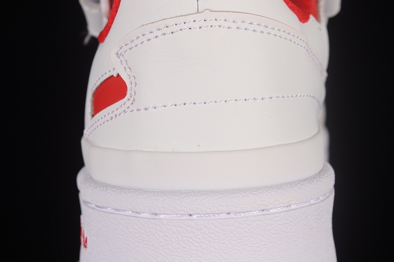 Forum 84 Low White/White/Red 9