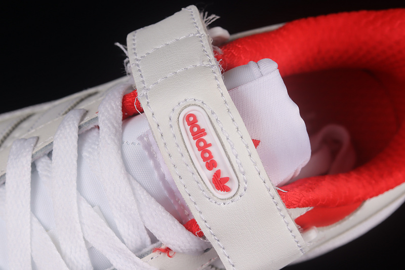 Forum 84 Low White/White/Red 11