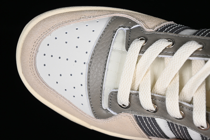 Forum 84 Low White/Grey/Brown/Black 17