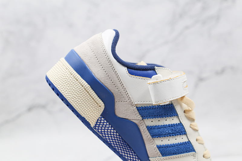 Forum 84 Low Bright Blue Off White/Off White/Bright Blue 21