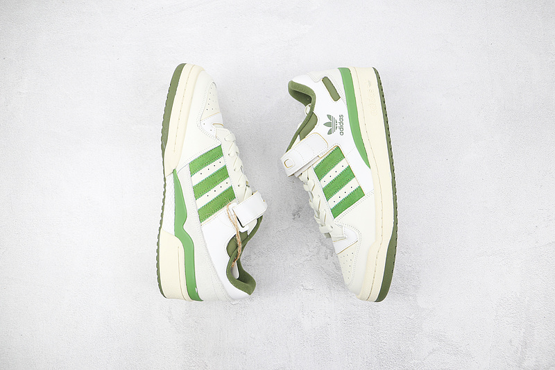 Forum 84 Low Cloud White/Wild Pine/Crew Green 7