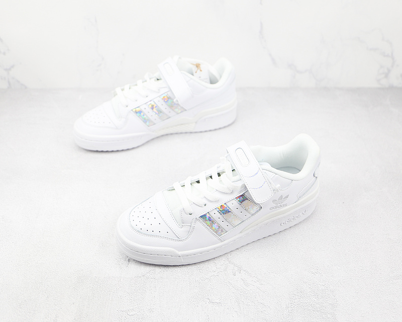 Originals Forum Low White/White/White 13