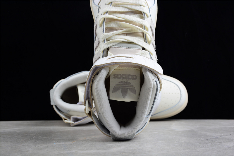 Originals Forum 84 High White/White/White 35