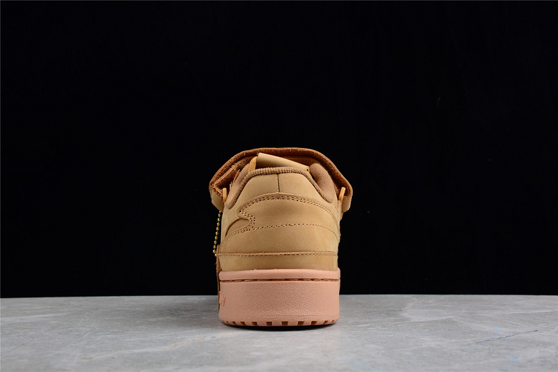 Atmos X Forum Low Shoes Wheat Mesa/Mesa/Gum 35