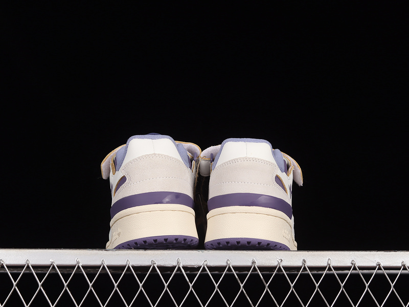 Forum 84 Low Shoes Off White/Tech Purple/Cream White 29