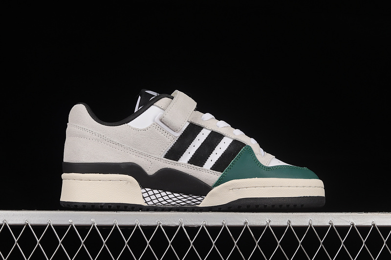 Forum 84 Low Cloud White/Green/Black 3