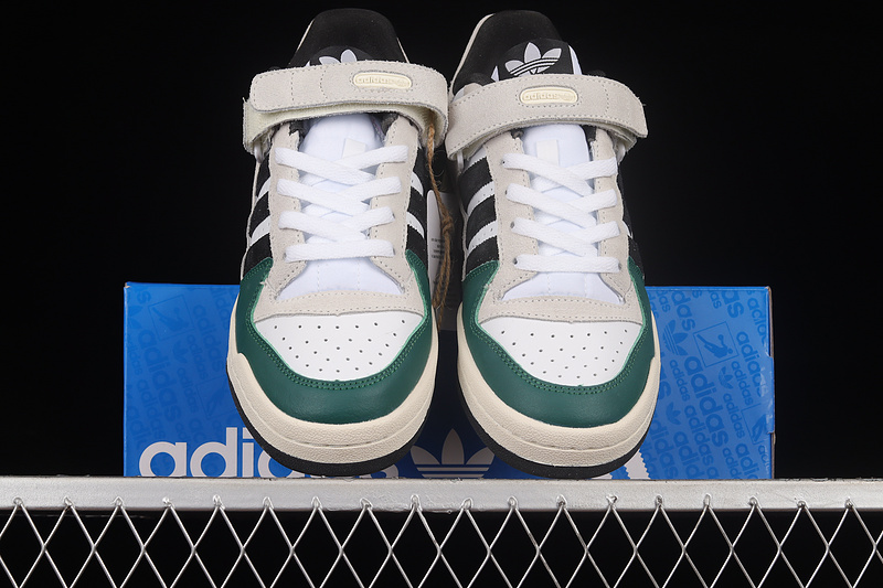 Forum 84 Low Cloud White/Green/Black 7