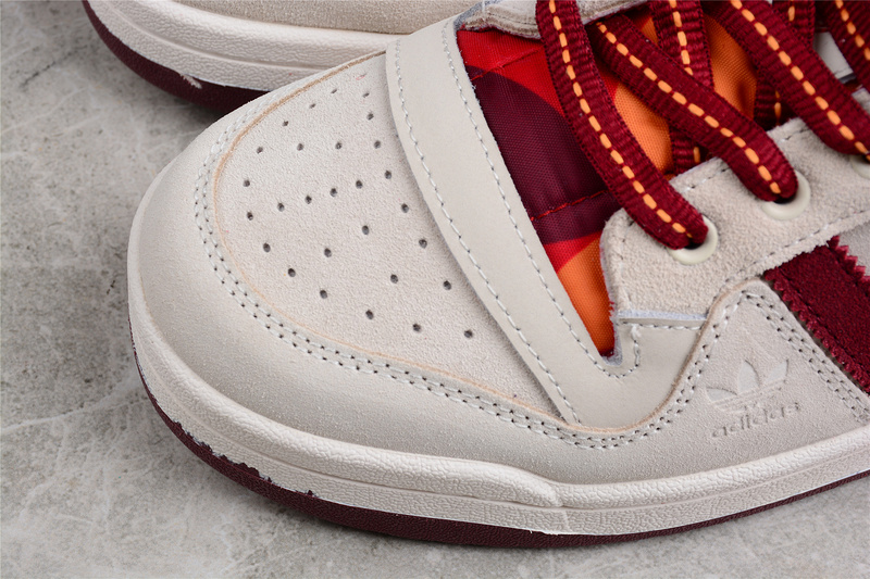 Forum Low Shoes Chalk White/Collegiate Burgundy/Altered Amber 21