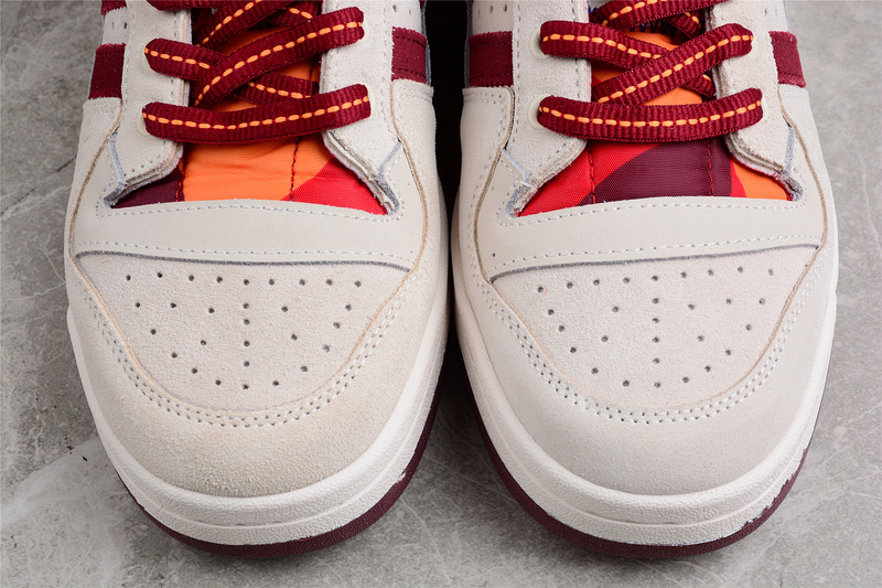 Forum Low Shoes Chalk White/Collegiate Burgundy/Altered Amber 41