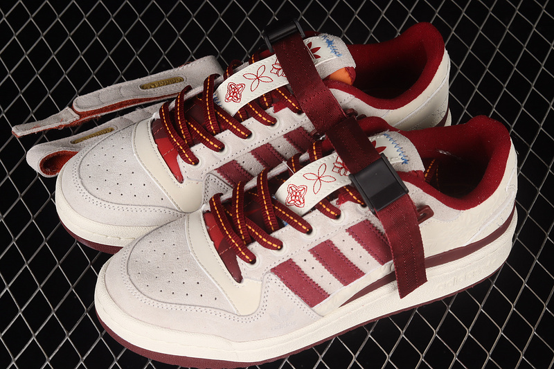 Forum Low Shoes Chalk White/Core Burgundy/Altered Amber 3