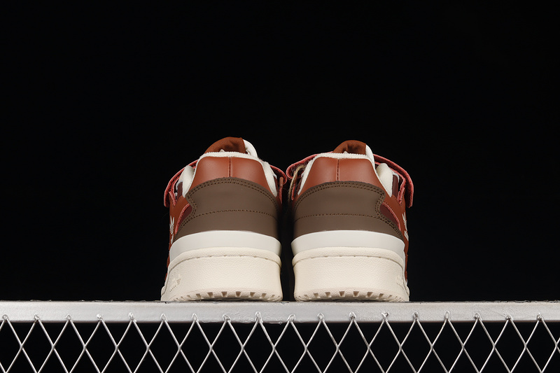 Forum 84 Low Shoes Canyon Rust/Beige/Beige 17