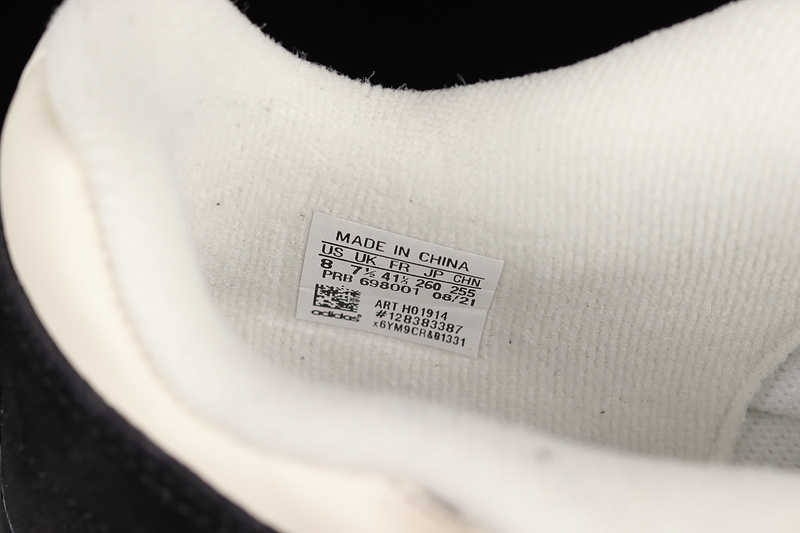 Forum Exhibit Low Shoes Off White/Core Black/Cream White 23