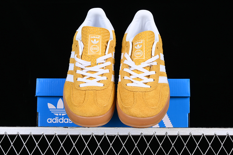 Adidas Gazelle Indoor Orange Peel/Cloud White/Gold Metallic 3