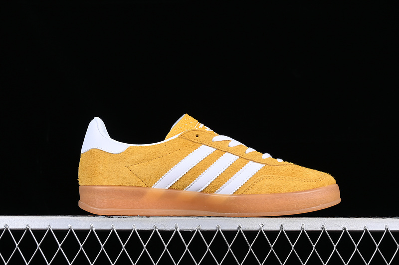 Adidas Gazelle Indoor Orange Peel/Cloud White/Gold Metallic 27