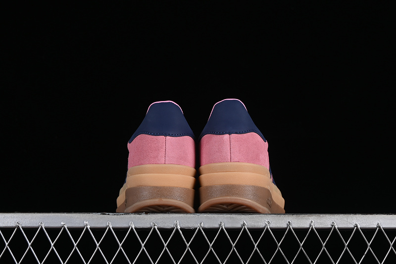 Originals Gazelle Bold Pink Glow/Victory Blue/Gum 31