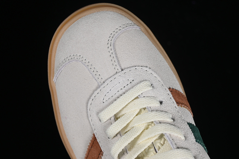 Originals Gazelle Bold Maple Leaf Cream White/Wild Sepia/Collegiate Green 21