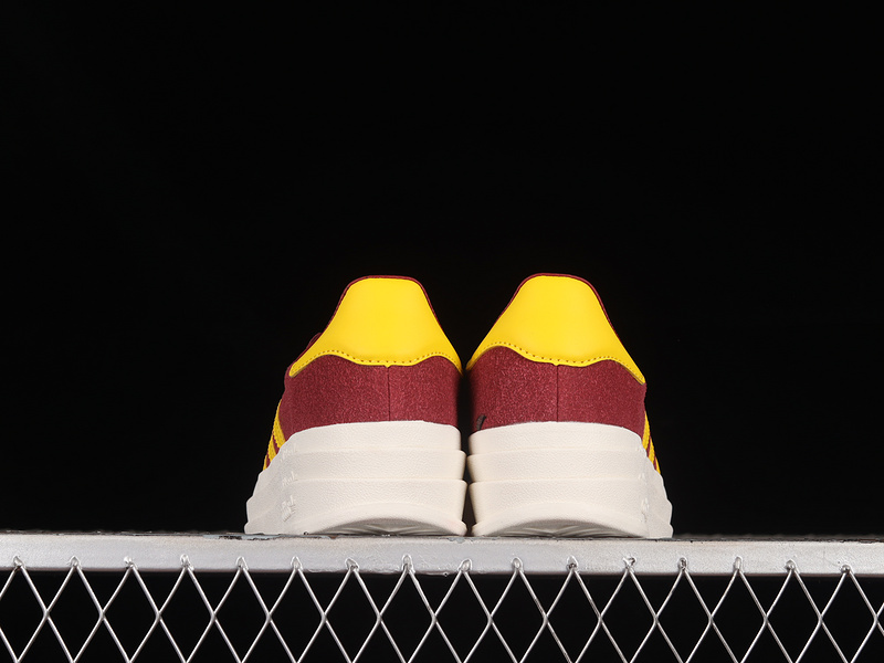 Gazelle Bold Shadow Red/Bold Gold/Core White 23