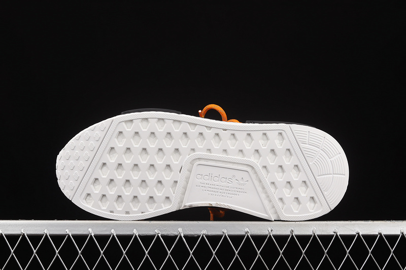 Pharrell X Nmd Human Race Orange/Cloud White/Core Black 3