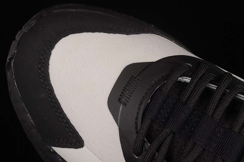 Nite Jogger Boost Black/White/Black 27