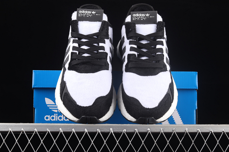 Nite Jogger 2019 Boost Shoes Black/White/Black 25