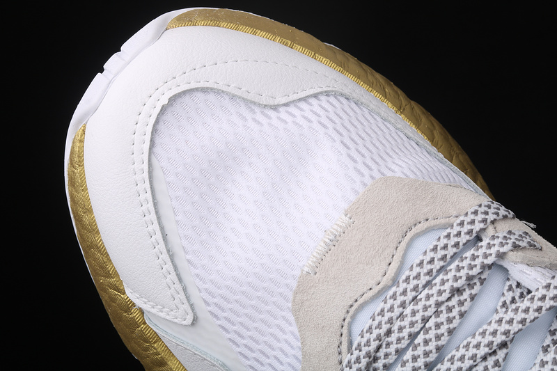 Nite Jogger Shoes Cloud White/Periwinkle/Gold Metallic 27