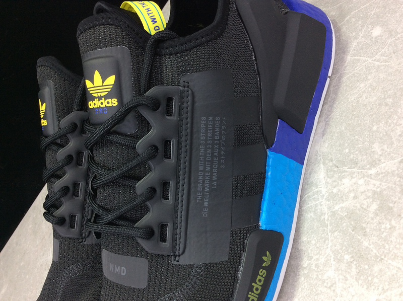 Nmd R1 V2 Core Black/Carbon-Yellow/Blue 7