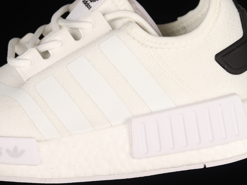 Nmd_R1 Shoes Cloud White/Cloud White/Core Black 21