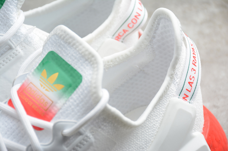 Nmd R1 V2 Shoes Cloud White/Green/Orange 17