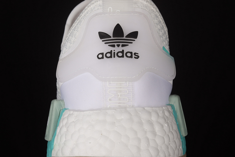 Nmd_R1 Spectoo Shoes Cloud White/Cyan/Black 21