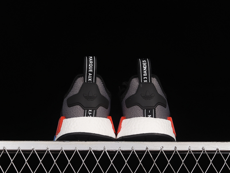 Nmd R1 Boost Grey Four/Core Black-Cloud White 27