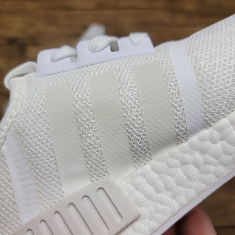 Nmd_R1 Shoes Cloud White/Cloud White/Cloud White 21