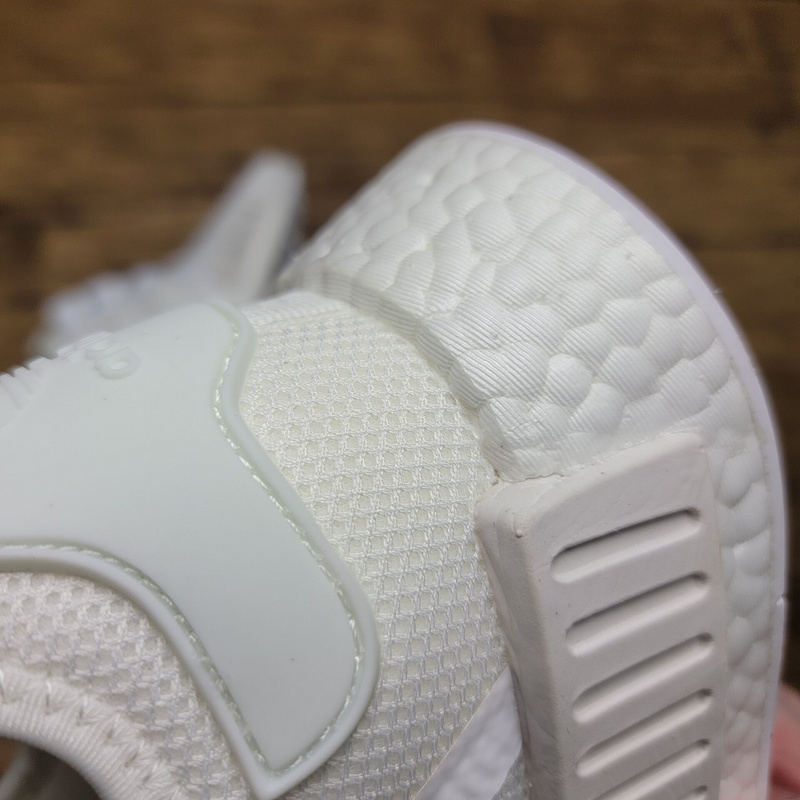 Nmd_R1 Shoes Cloud White/Cloud White/Cloud White 25