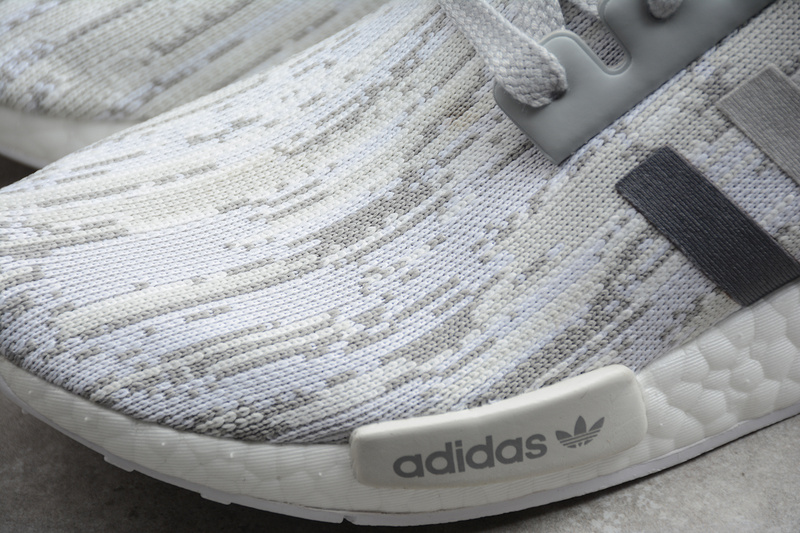 Nmd R1 Primeknit Grey/Glitch Camo 25