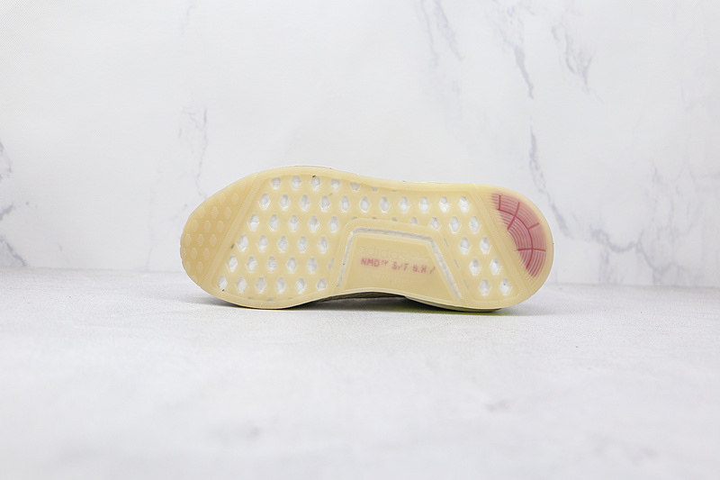 Nmd_R1 Spectoo Shoes Aluminum/Hi-Res Yellow/Vivid Pink 17