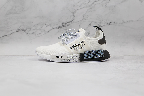 Nmd R1 Primeknit Cloud White/Cloud White/Core Black 19