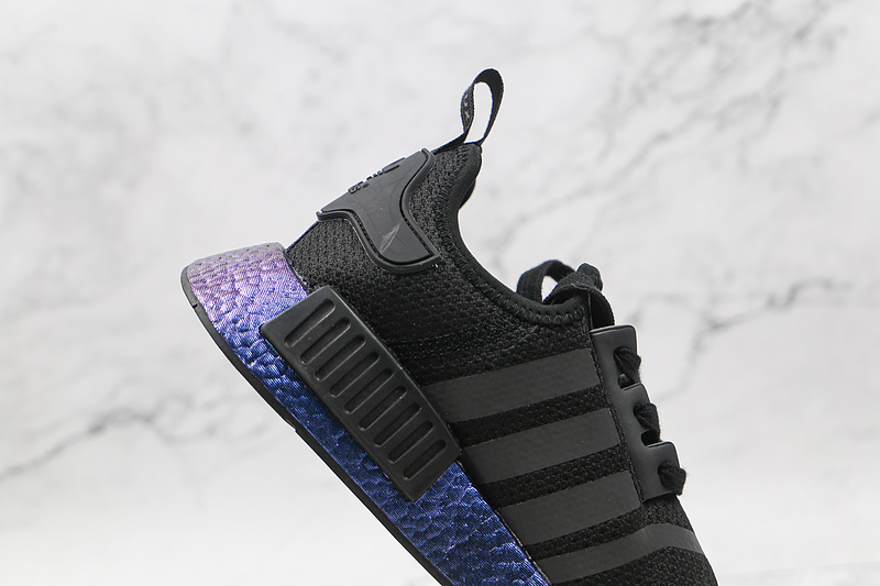 Nmd_R1 Metallic Blue Boost Core Black/Core Black/Carbon 11