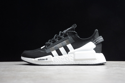 Nmd_R1 V2 Shoes Core Black/Cloud White/Core Black 13