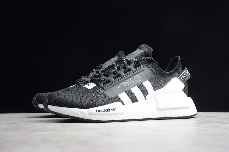 Nmd_R1 V2 Shoes Core Black/Cloud White/Core Black 23