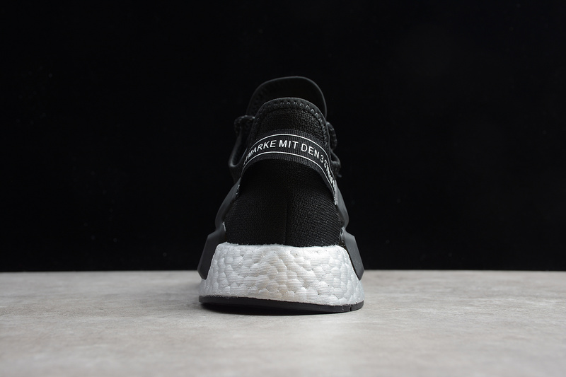 Nmd_R1 V2 Shoes Core Black/Cloud White 3