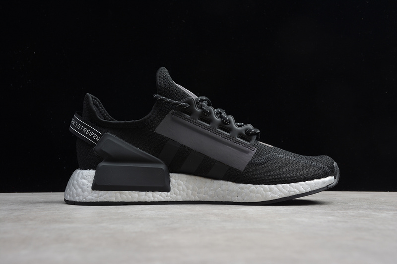 Nmd_R1 V2 Shoes Core Black/Cloud White 19