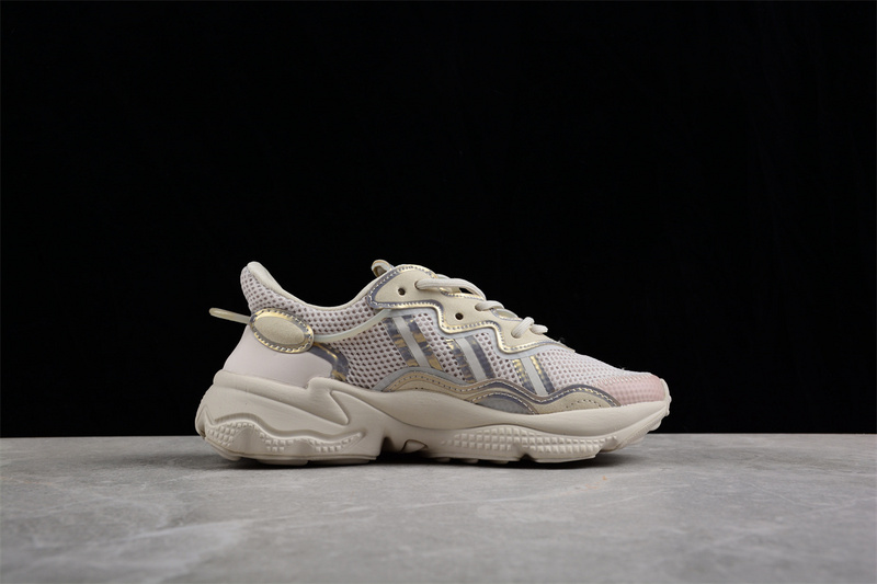 Ozweego Bliss Iridescent Bliss/Bliss/Cloud White 15