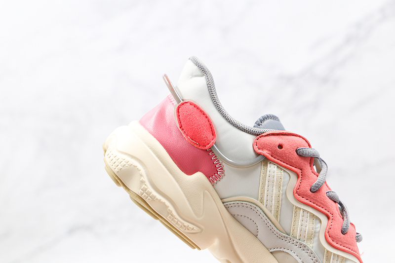 Ozweego Shoes Cloud White/Light Pink/Light Grey 9