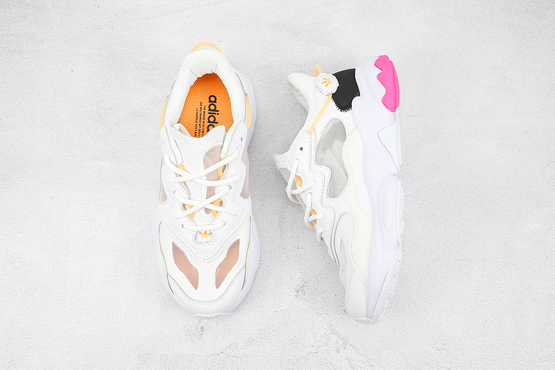 Ozweego Lite Shoes Cloud White/Cloud White/Hazy Orange 9