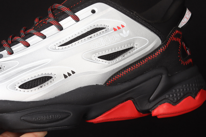 Ozweego Celox Shoes Cloud White/Core Black/Red 25