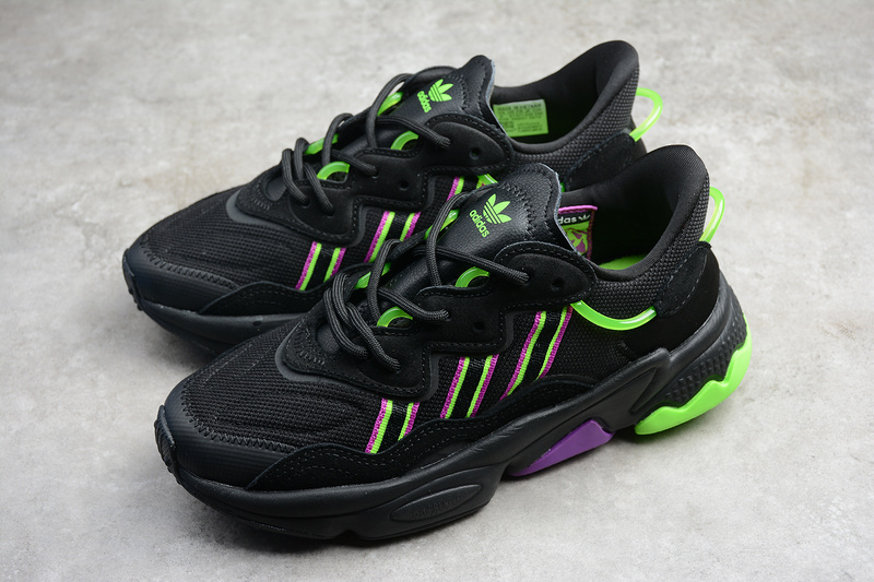 Ozweego Shoes Core Black/Green/Purple 25