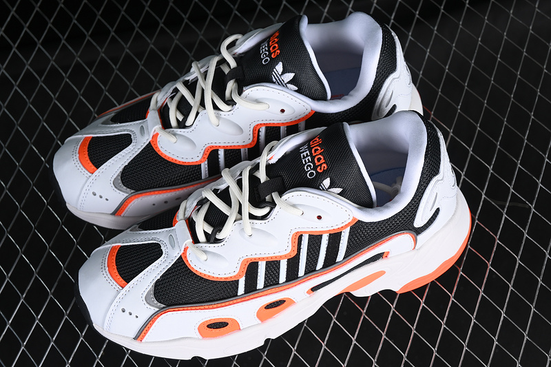 Originals Ozweego Og W White/Black/Orange 3