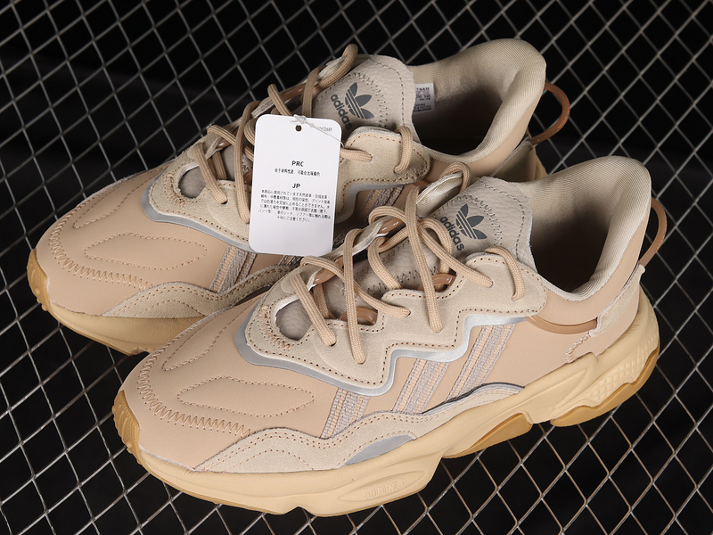 Ozweego Shoes St Pale Nude/Light Brown-Solar Red 23