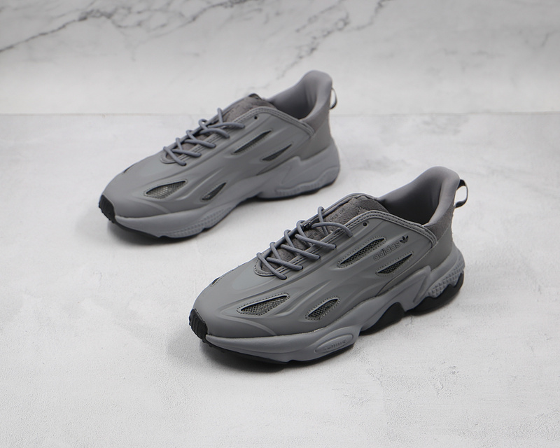 Ozweego Celox 2.0 Shoes Light Grey/Light Grey/Core Black 3