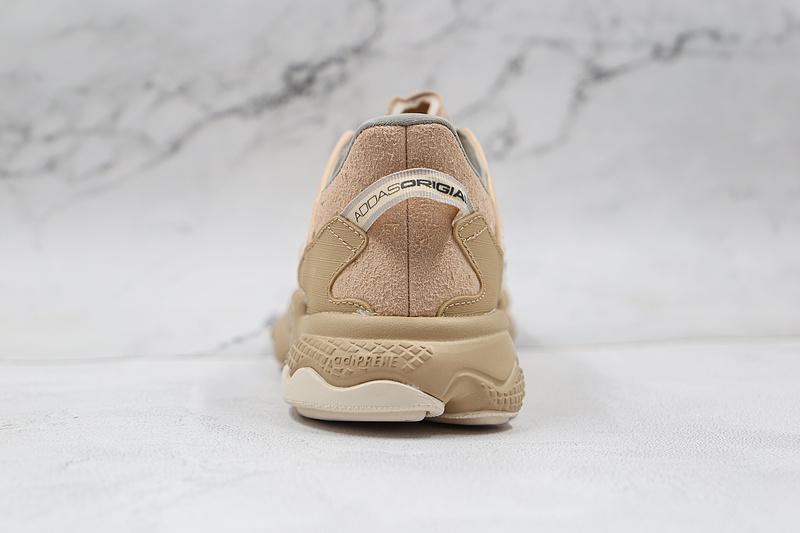 Ozweego Celox Marathon Pale Nude/Linen-Light Brown 15