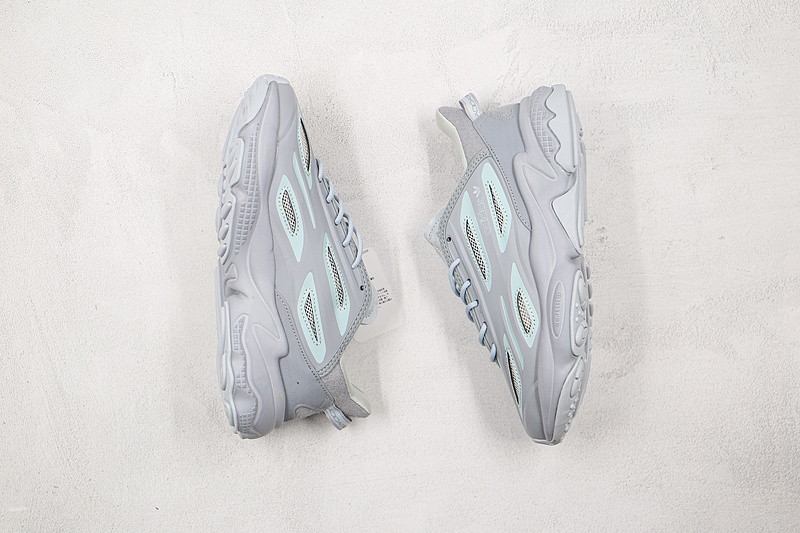 Ozweego Celox 2.0 Shoes Light Grey/Light Grey/Light Grey 3